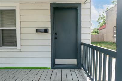 49 Bond St - Photo 2 of 32