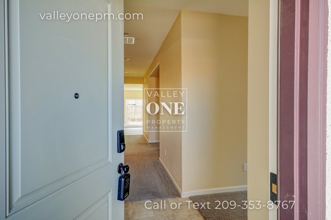 637 Mansfield Dr - Photo 6 of 39