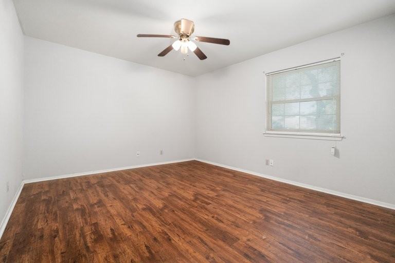4818 Bill Anders Dr - Photo 5 of 26