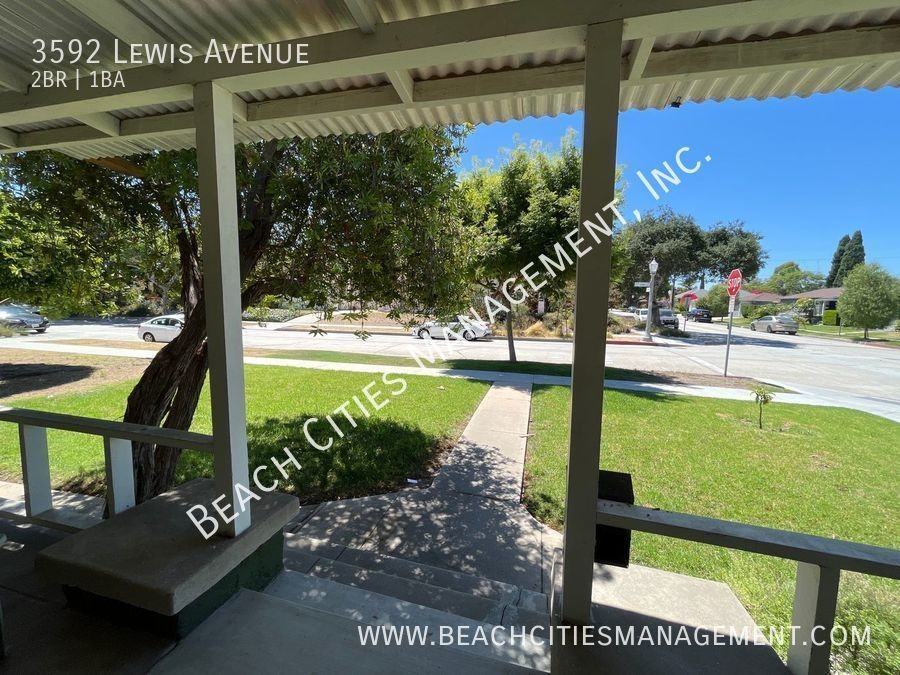 3592 Lewis Ave - Photo 2 of 34