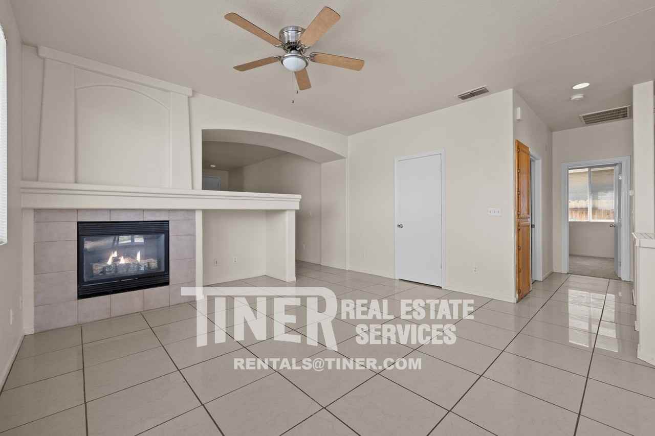 4273 Burgess Dr - Photo 2 of 35