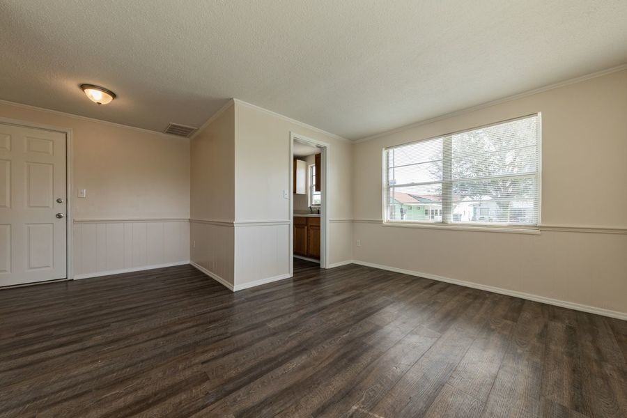 907 Lake Jessie Dr #A - Photo 2 of 8