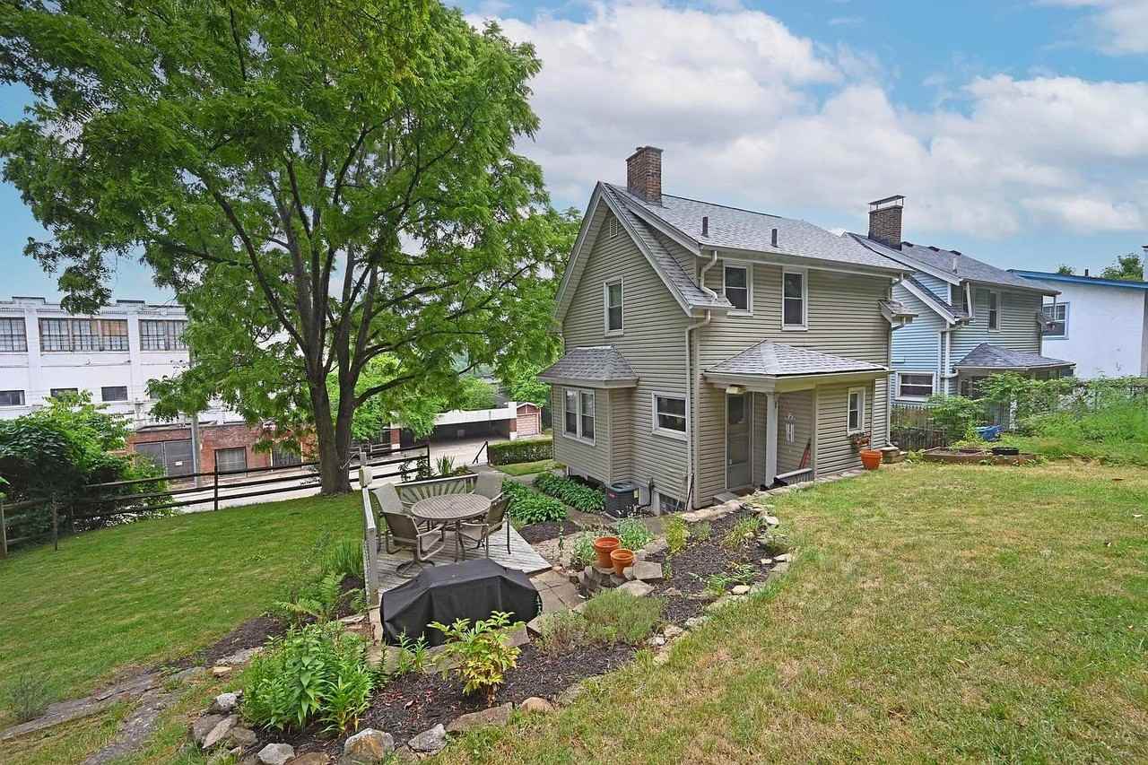 4574 Eastern Ave #NA - Photo 2 of 18