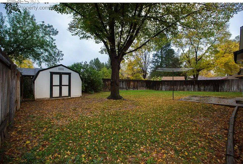 630 Rocky Mountain Way - Photo 3 of 14