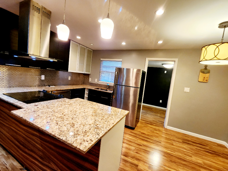 539 82nd Avenue North - Photo 3 of 30