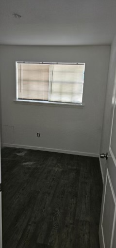 1932 Legardy St - Photo 3 of 8