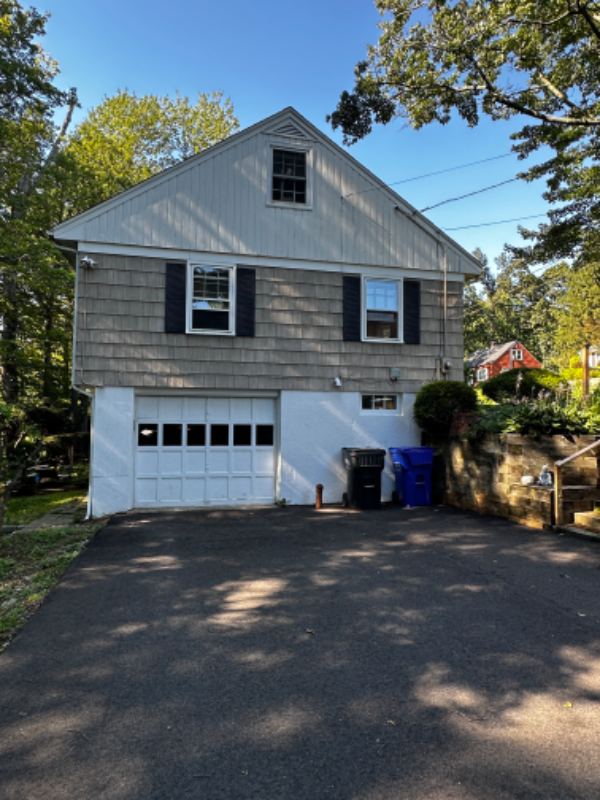 165 Richardson Dr - Photo 2 of 22