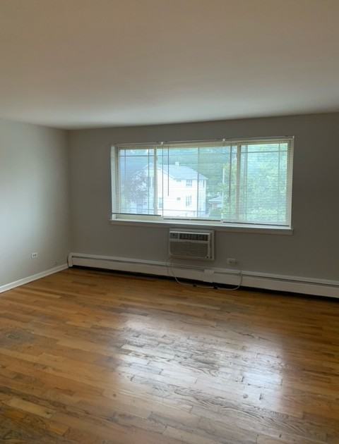 2116 S 13th Ave #2N - Photo 2 of 6