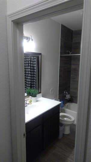 817 Plains Blackfoot Drive - Photo 2 of 10