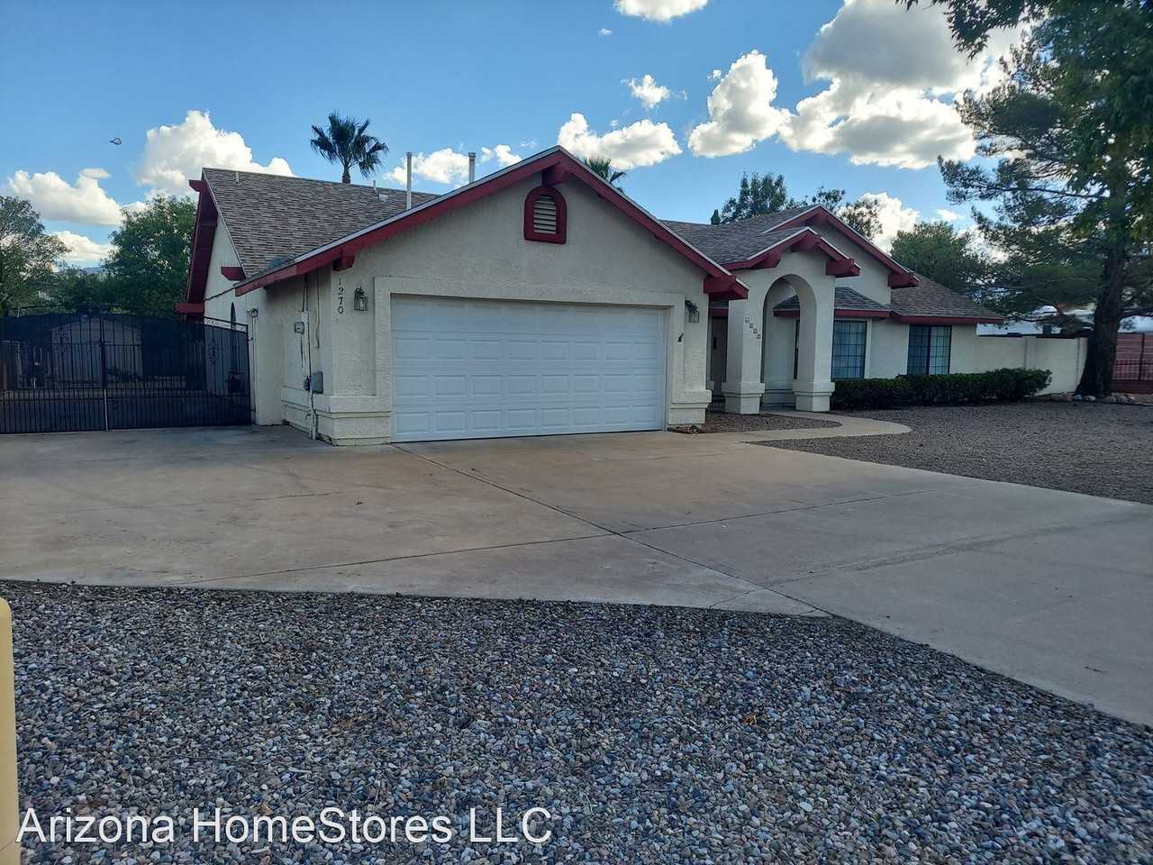 1270 Katherine Dr - Photo 3 of 14