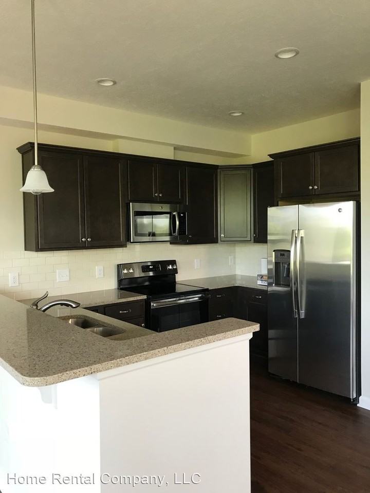 2308 Fieldstone Dr - Photo 2 of 12