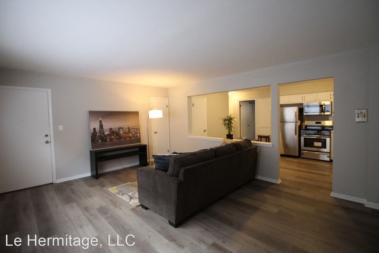 4810-12 N Hermitage Ave - Photo 3 of 12