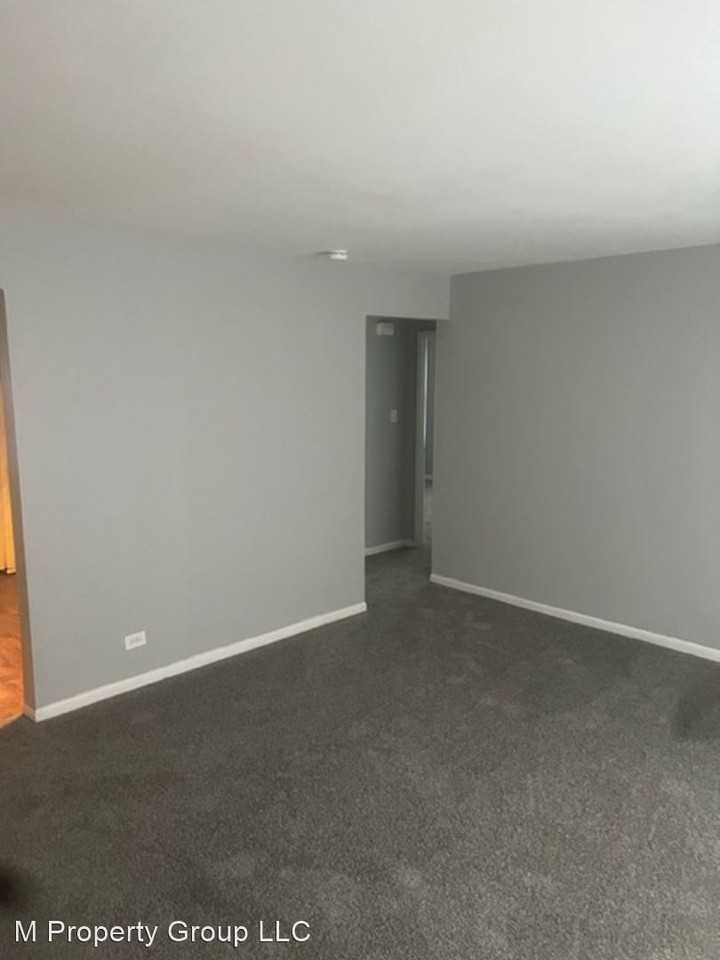 15238 Chicago Rd - Photo 2 of 7