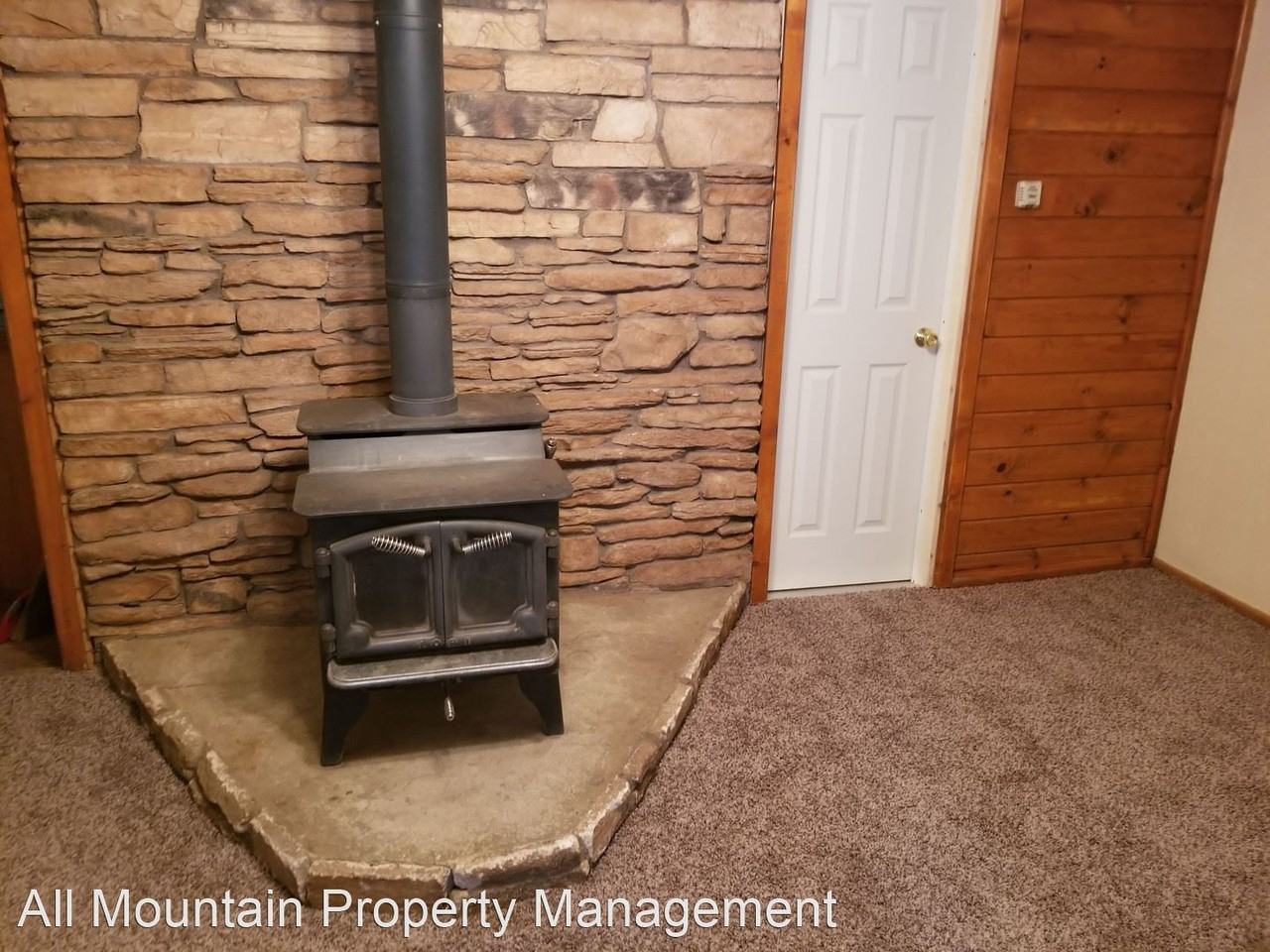 627 Wabash Ln - Photo 3 of 11