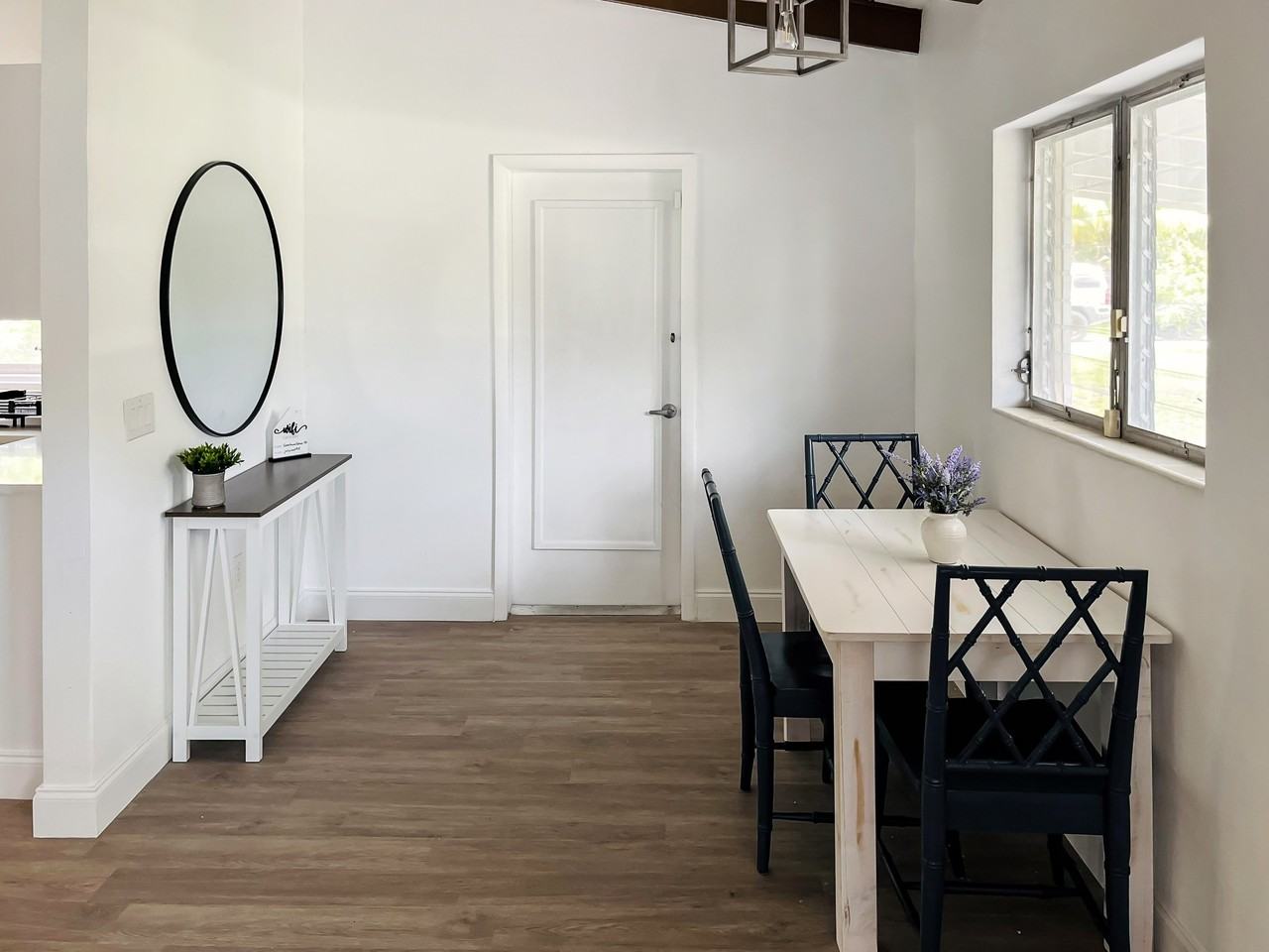 Colonial Dr - Photo 3 of 22