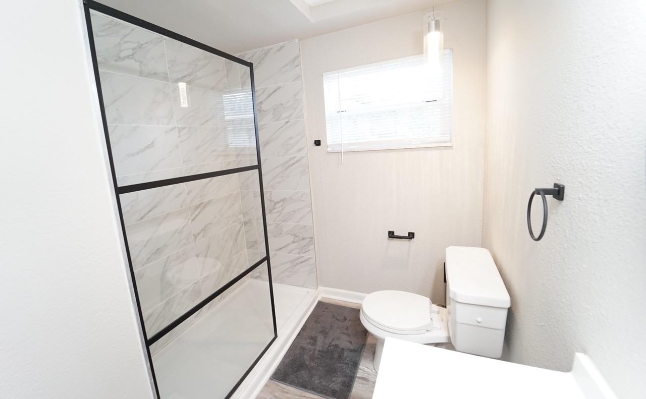 Bentley Street - Photo 3 of 8