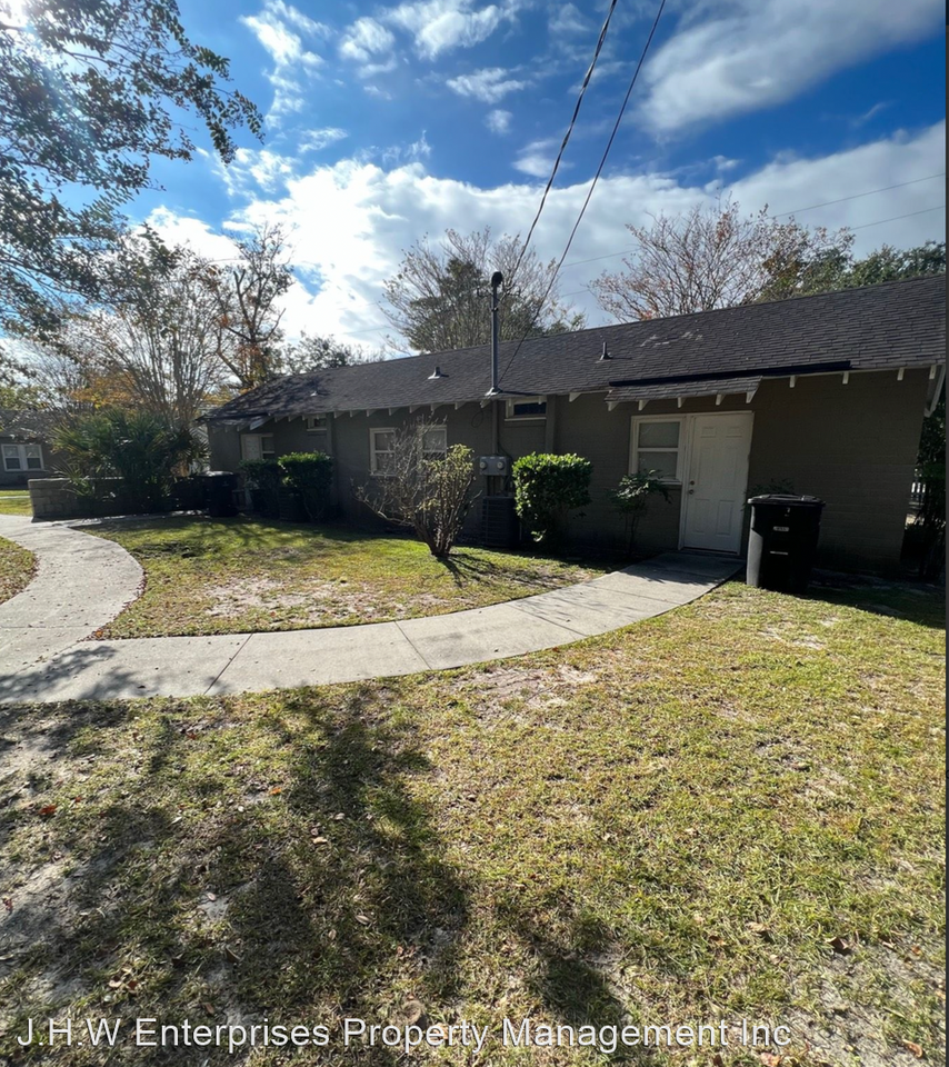 Hampton Apartments 110 Howell St, Walterboro, SC 29488 Zumper