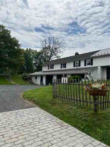 2241 Pleasant Hollow Rd - Photo 2 of 42