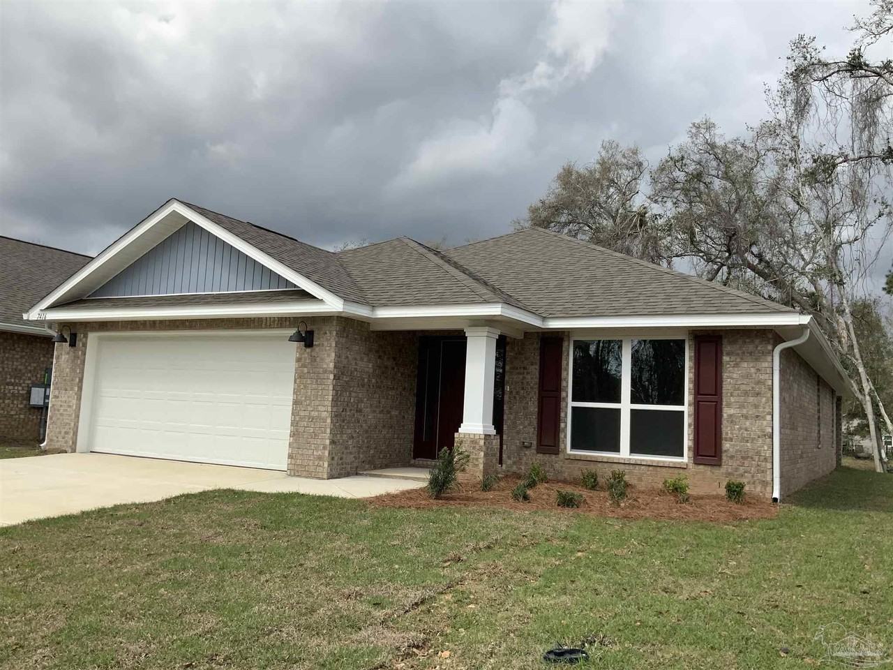 7416 Oak Lake Blvd - Photo 2 of 47