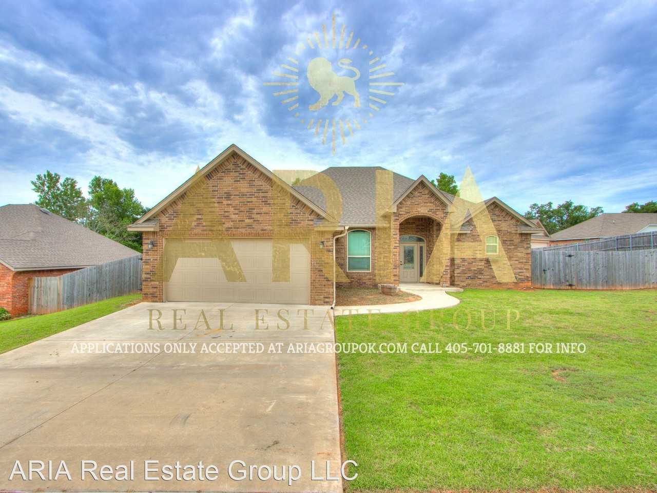 948 Fox Run Ln - Photo 2 of 44