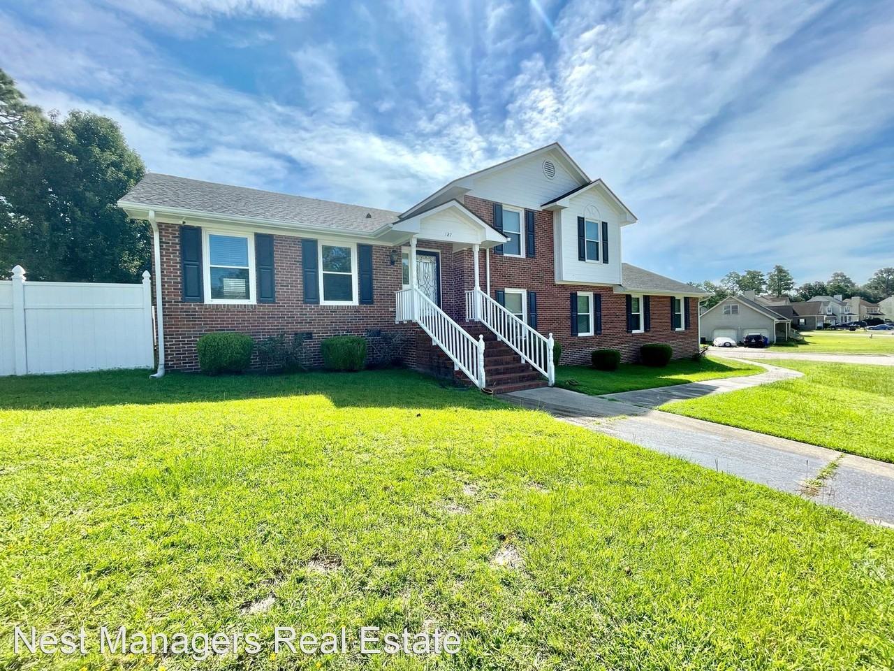 127 Kristin Ave - Photo 2 of 33