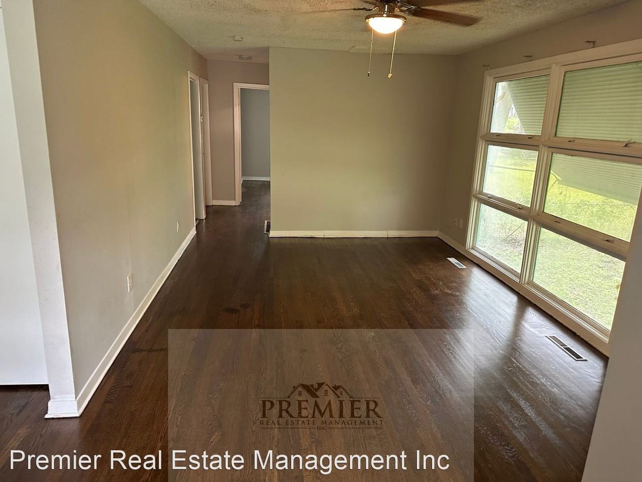 3417 Oakland Ave - Photo 3 of 13