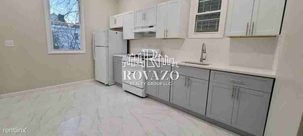 94 S 8th St - Photo 2 of 5