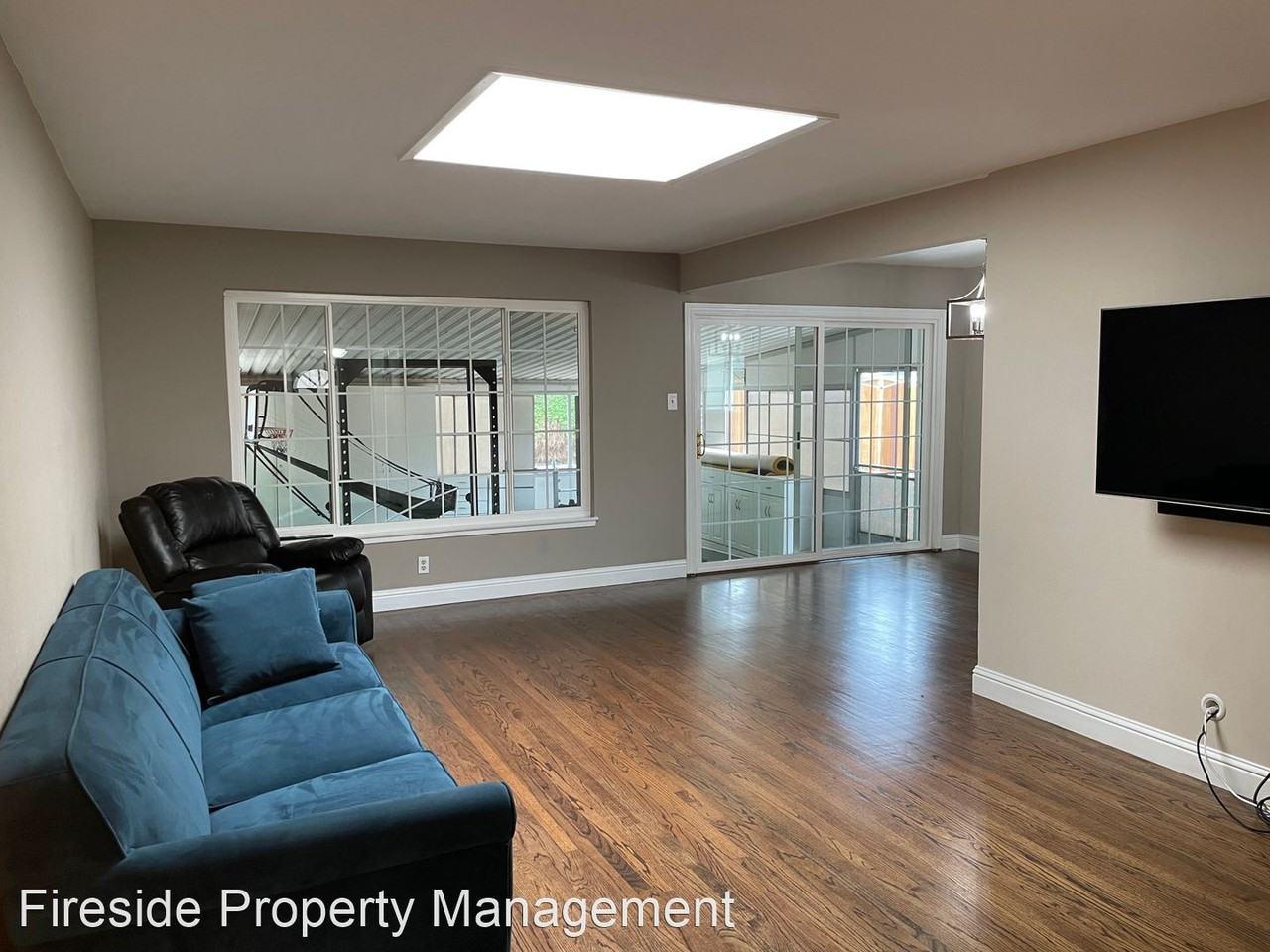 2047 Leon Dr - Photo 2 of 14