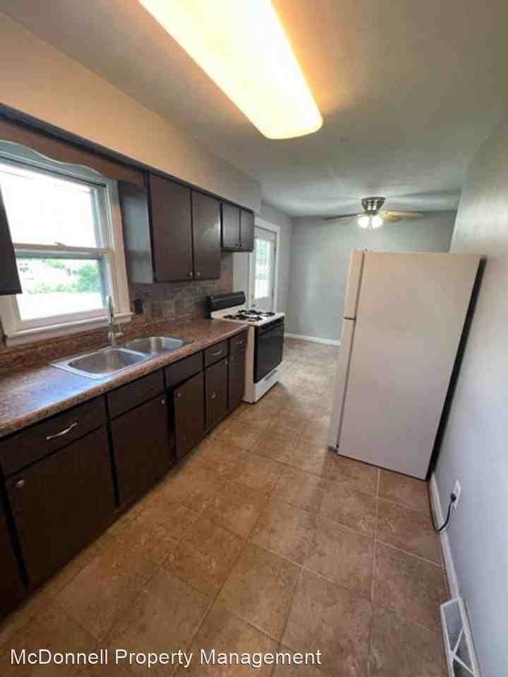 4716 11th Street A - Photo 2 of 7