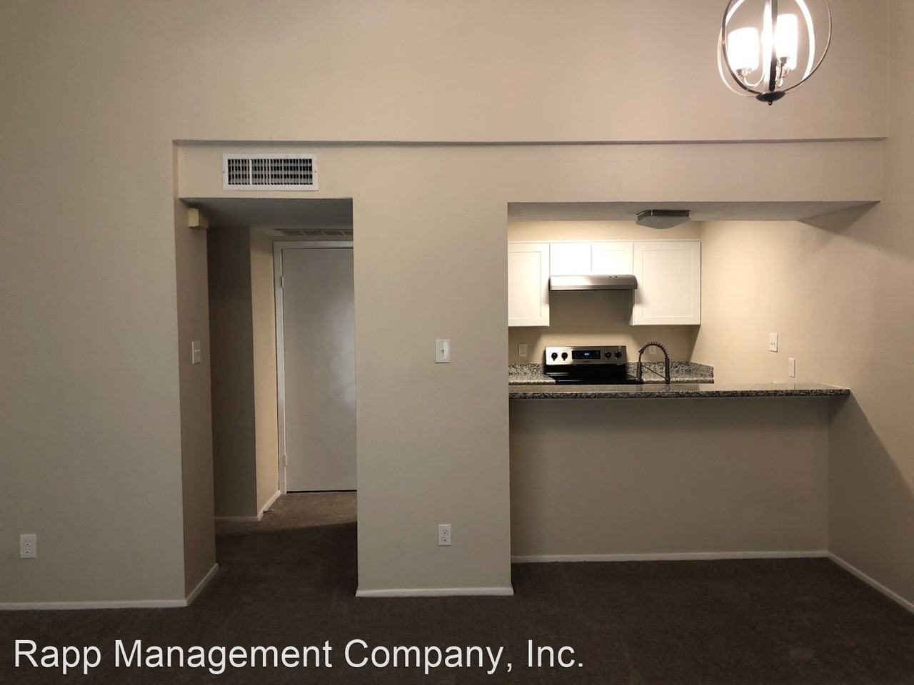 7084 N Holiday Dr - Photo 3 of 16