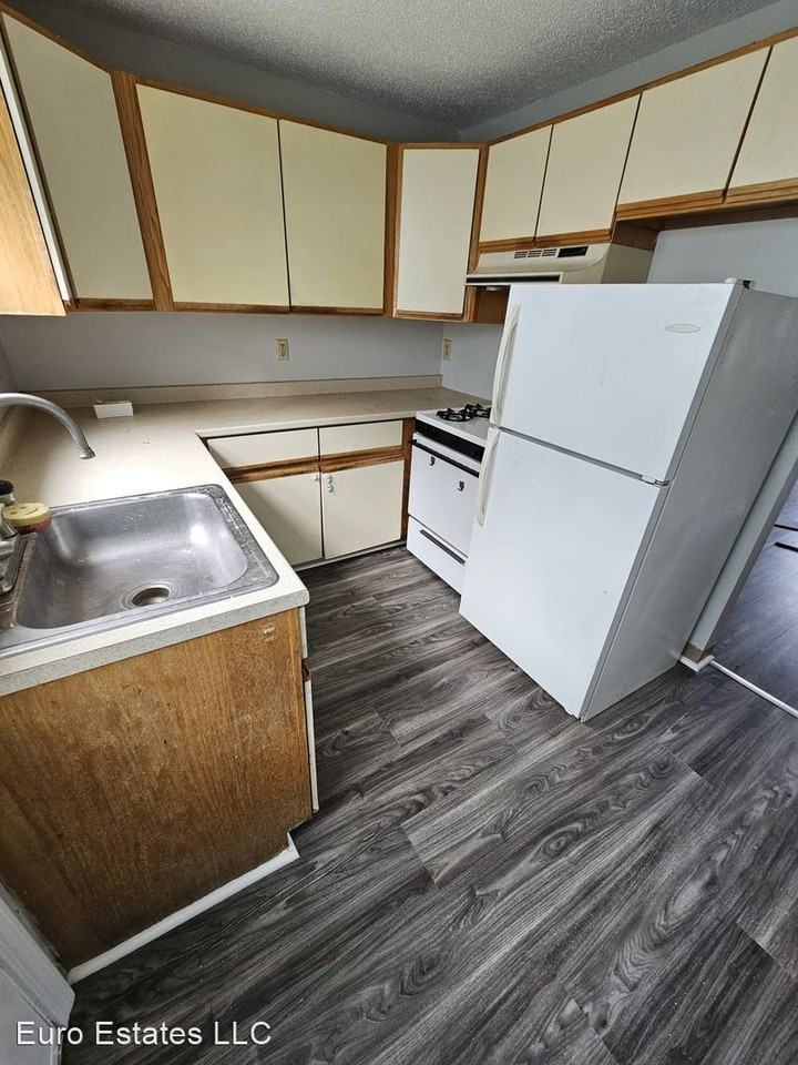 253 Allen St / 301 Tremont St - Photo 2 of 7