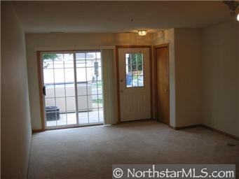 7124 Excelsior Way - Photo 2 of 4