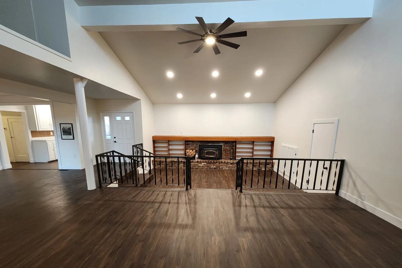 16384 Jungquist Rd - Photo 2 of 37