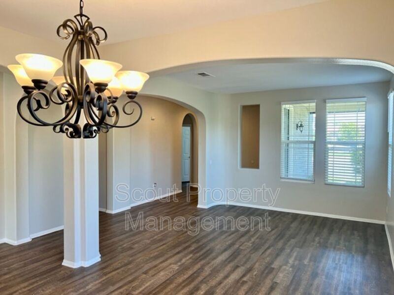 45602 Magnolia Pl - Photo 5 of 49