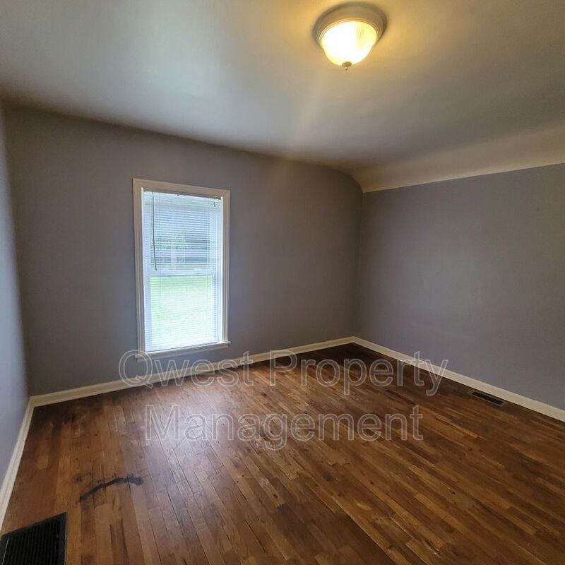 714 4 Mile Rd Nw - Photo 7 of 11