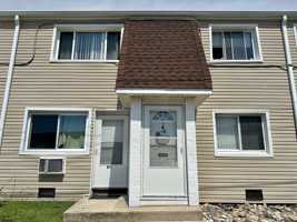 featured image of 4901 Harbor Beach Blvd