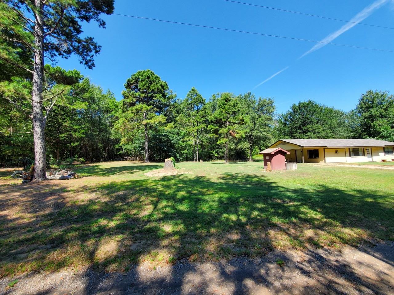 1193 County Road 3514 - Photo 4 of 12