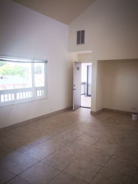 514 Hilby Ave - Photo 2 of 2