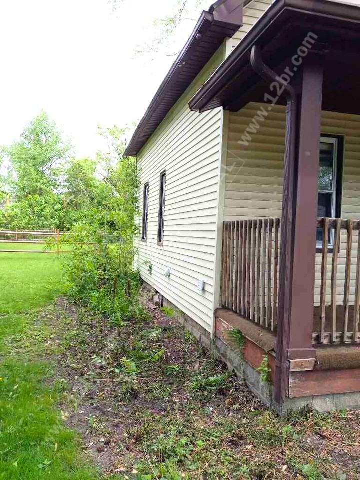2314 Airline Ave - Photo 3 of 13