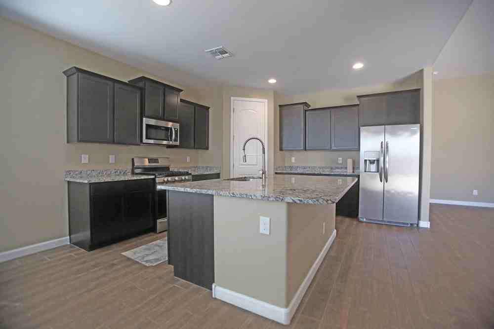 13829 W Paso Trl - Photo 6 of 23