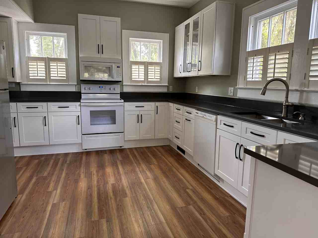1228 Challen Ave - Photo 3 of 31