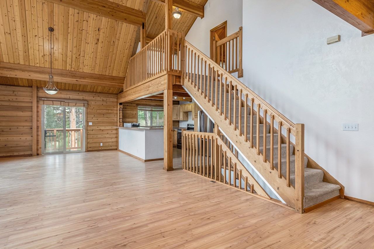 640 Estes Park Estates Dr - Photo 3 of 13