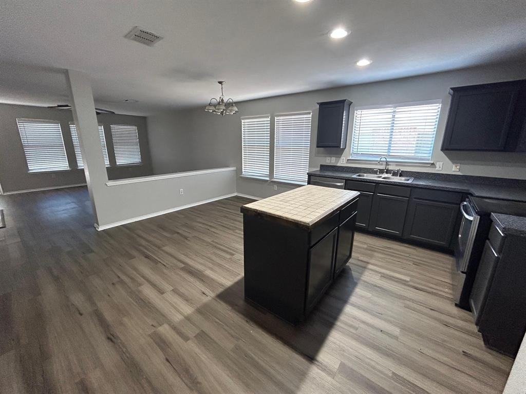 8920 Cross Oaks Ranch Blvd - Photo 6 of 23