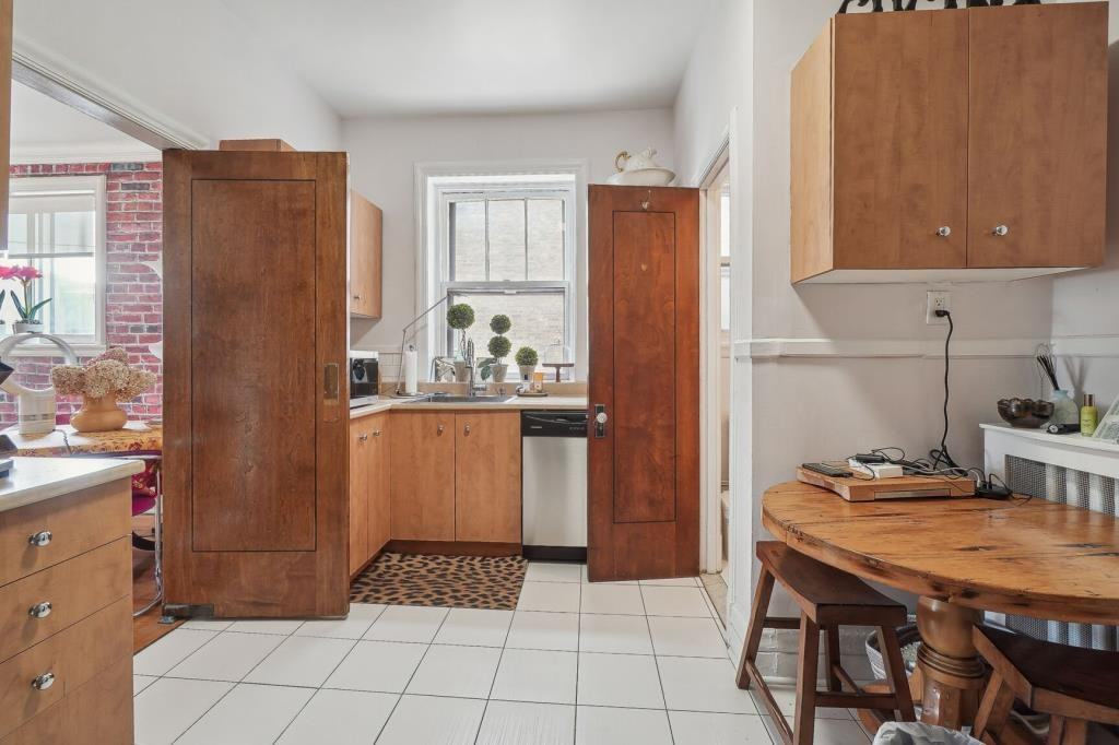 4200 Rue Sherbrooke Ouest #8 - Photo 4 of 16