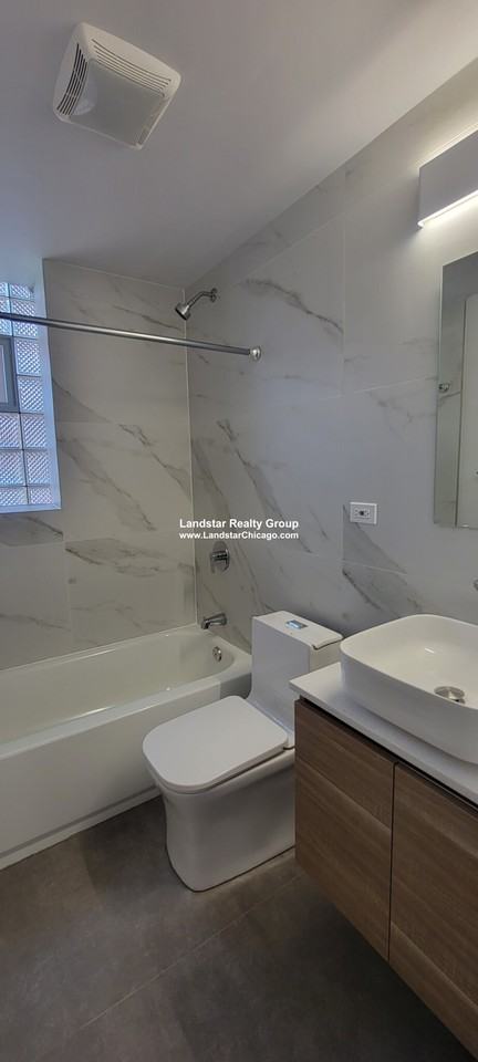 1349 West Estes Avenue #G3 - Photo 5 of 9