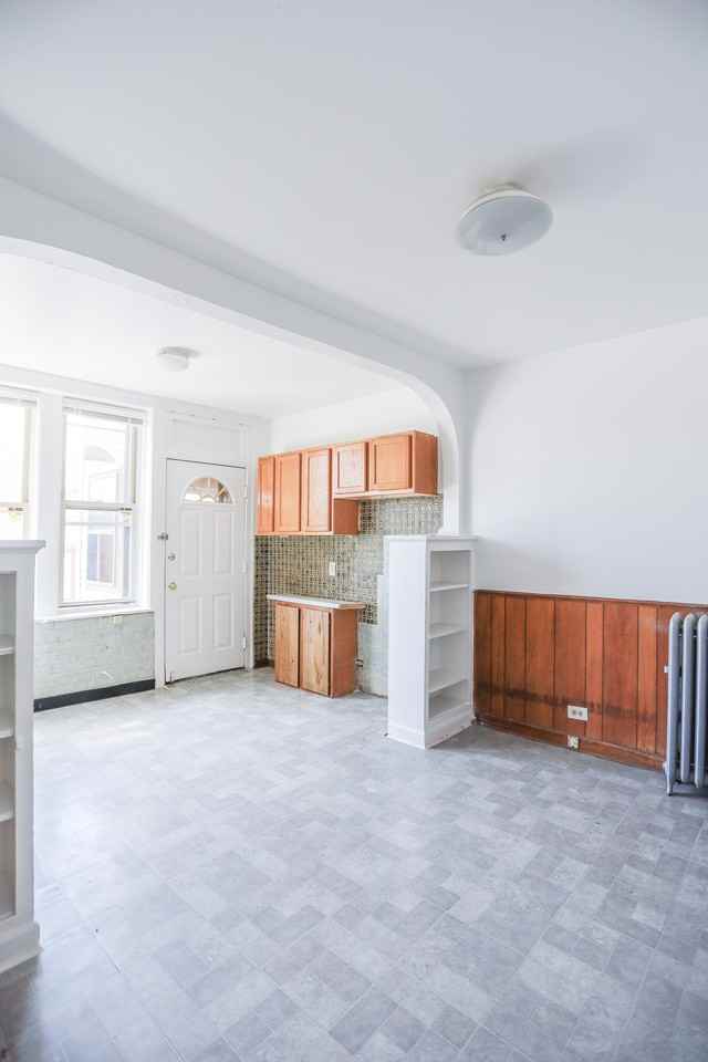 4728 W Addison St #1A - Photo 2 of 12