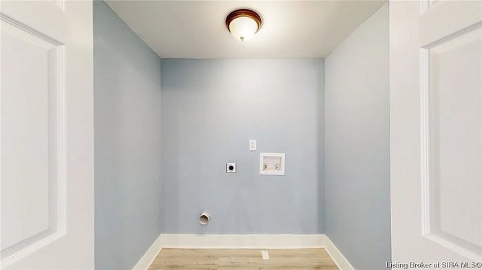 423 N Hill St - Photo 3 of 46