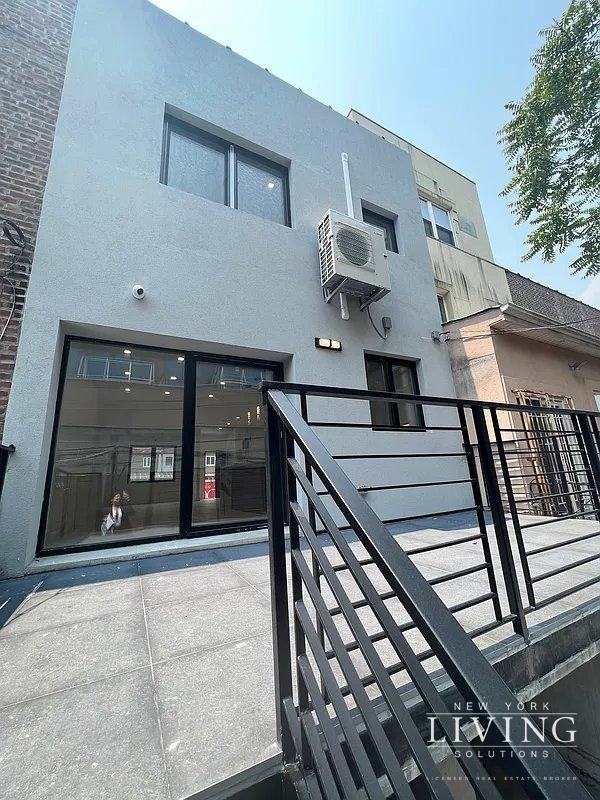 125 Corbin Pl #1 - Photo 2 of 20