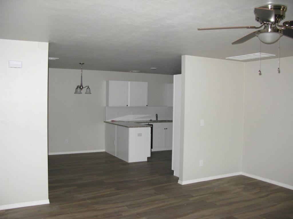 11609 Surrey Villas Ct - Photo 4 of 8