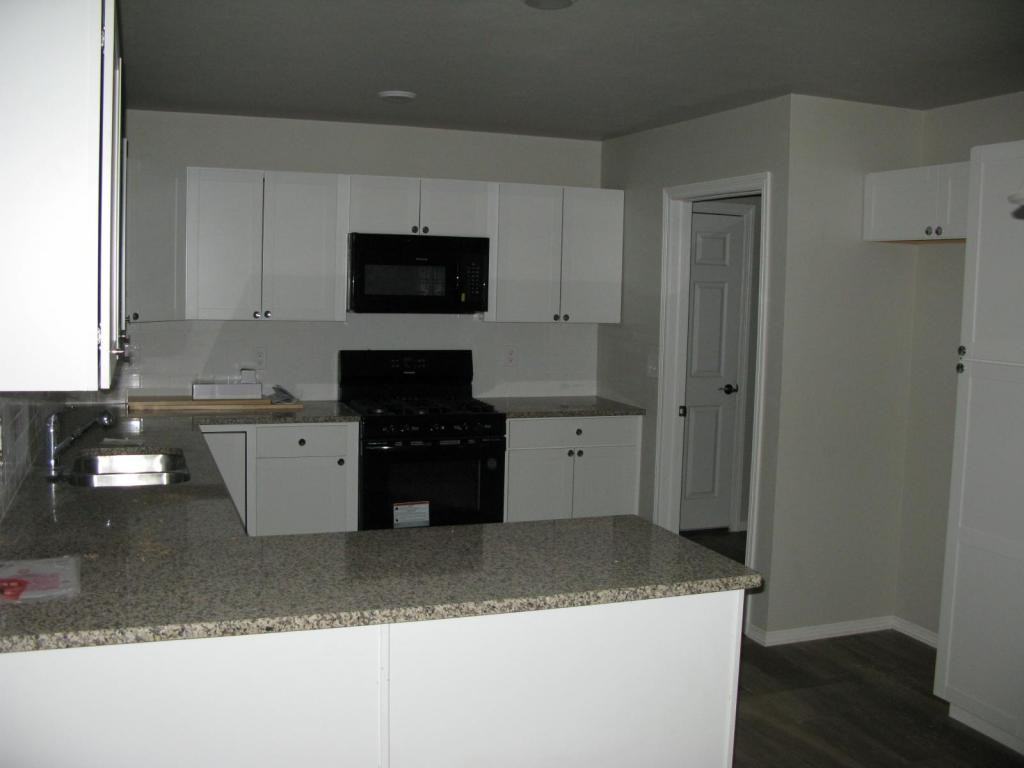11609 Surrey Villas Ct - Photo 5 of 8